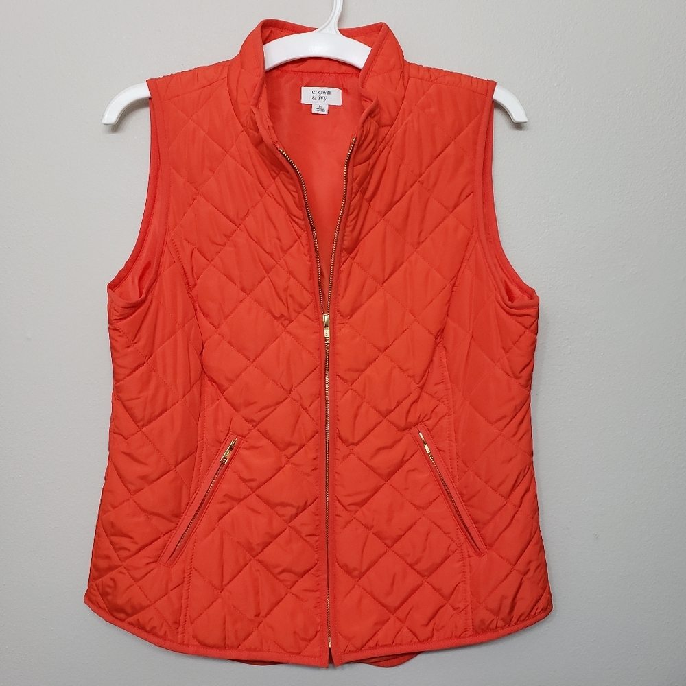 🌸 Crown & Ivy Tomato Red / Orange Quilted Vest